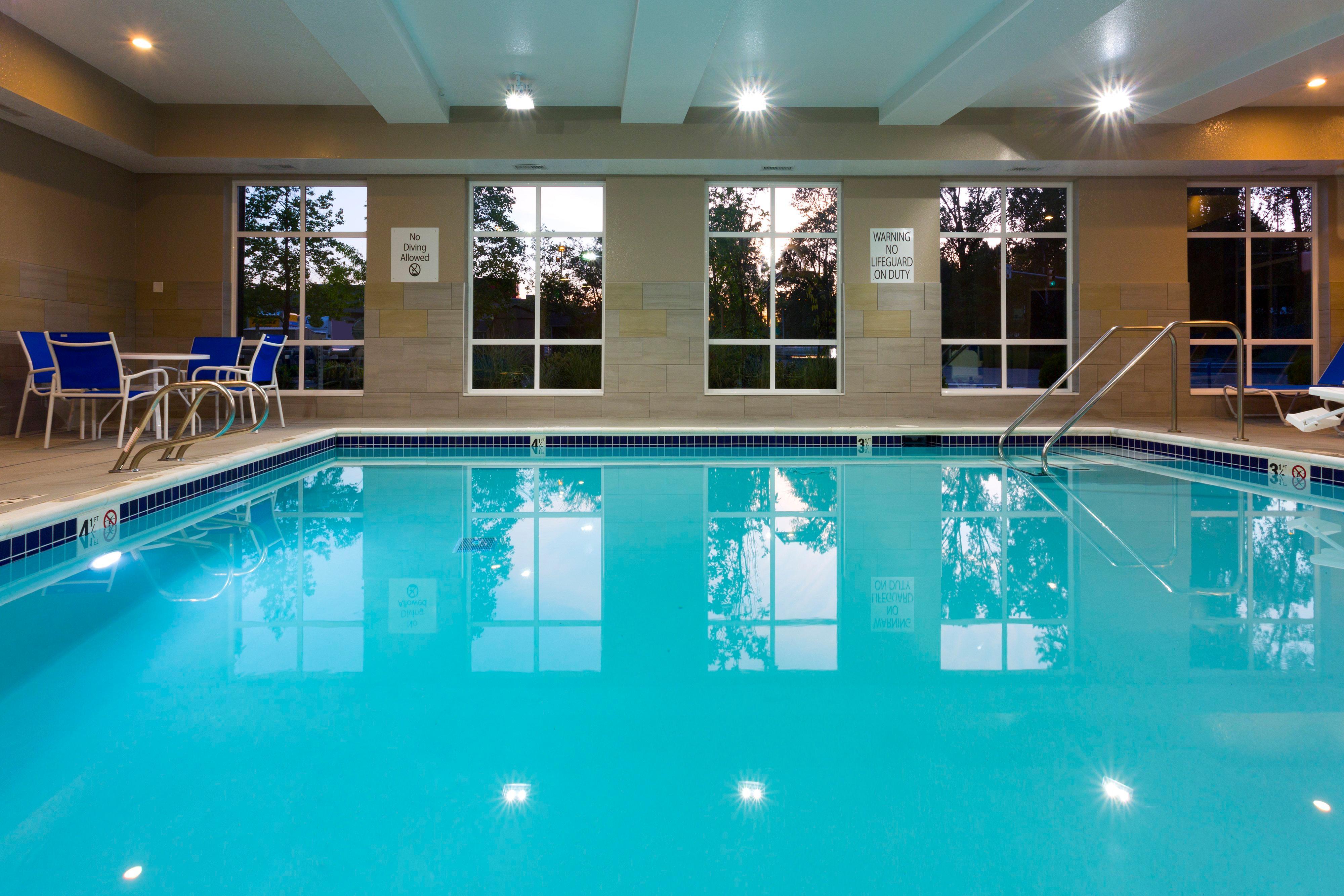 Holiday Inn Express & Suites - Seattle South - Tukwila By Ihg Экстерьер фото