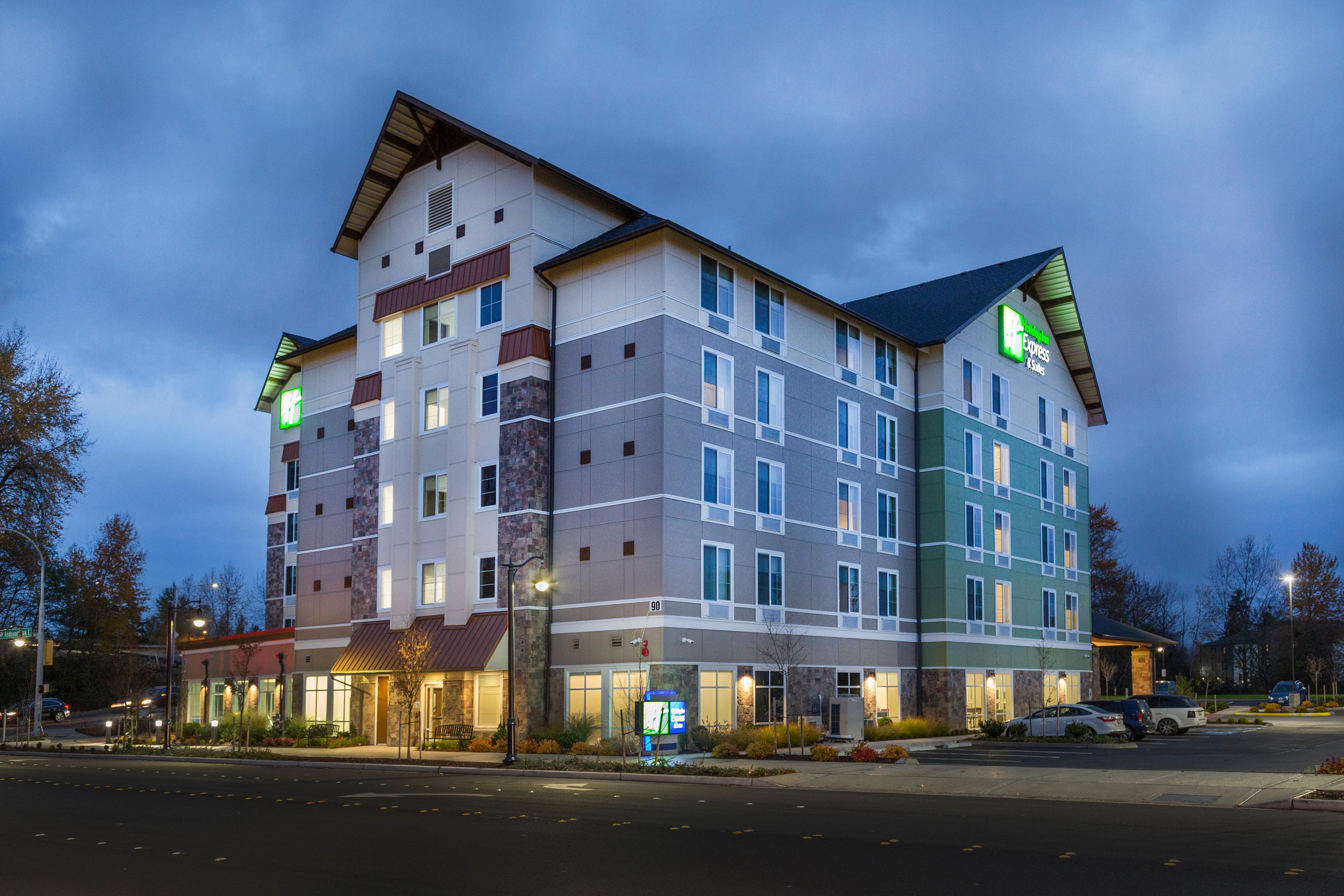 Holiday Inn Express & Suites - Seattle South - Tukwila By Ihg Экстерьер фото