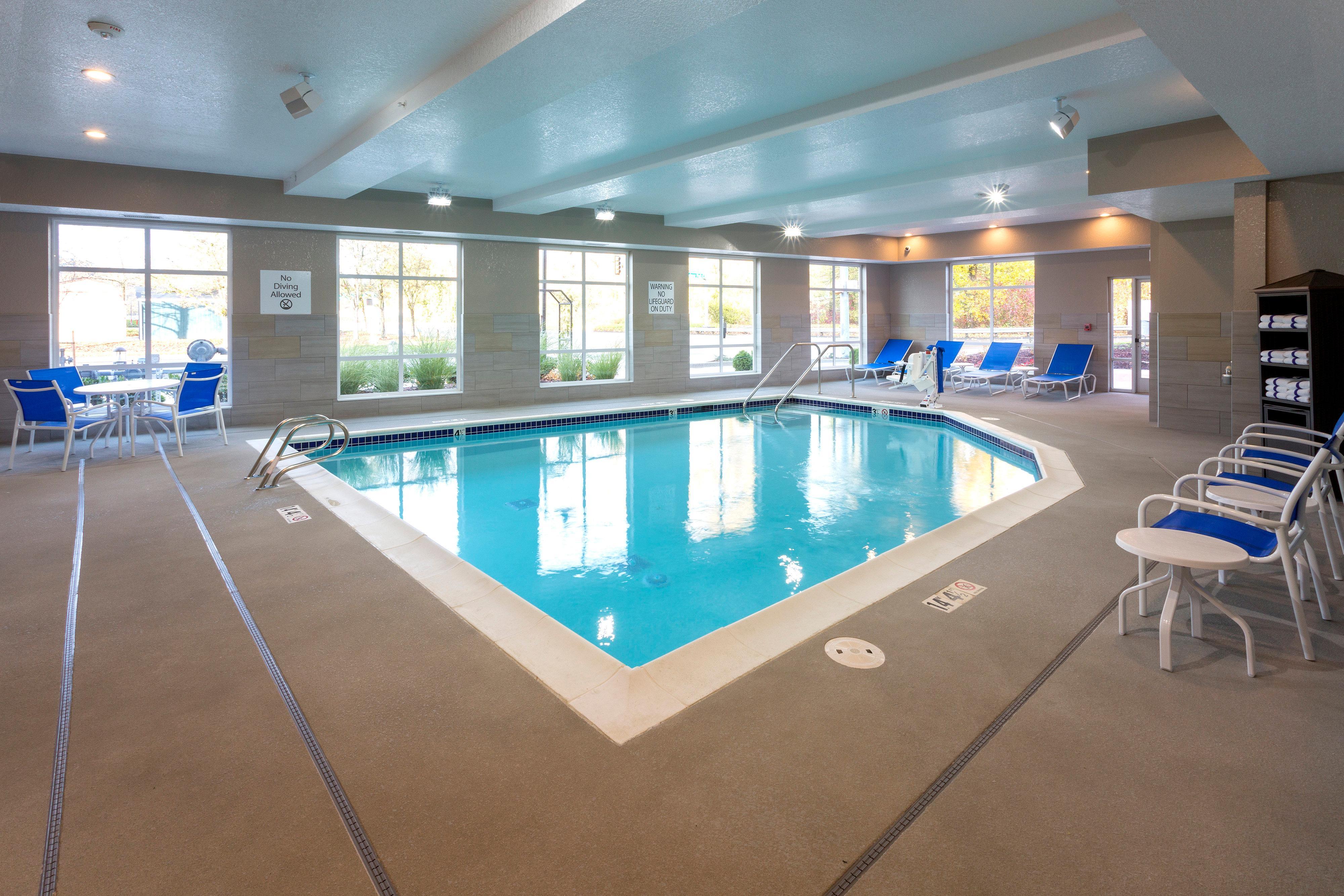 Holiday Inn Express & Suites - Seattle South - Tukwila By Ihg Экстерьер фото